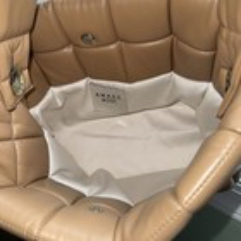 A.w.a.k.e. Mode Pillow Convertible Shoulder Bag - Picture 4 of 7